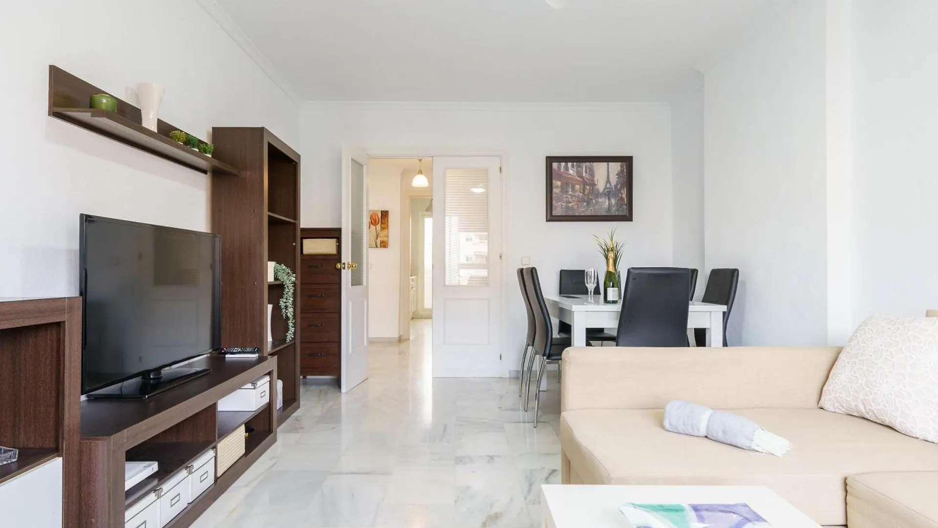 Apartment Hispanidad With Pool - Happy Rentals Fuengirola