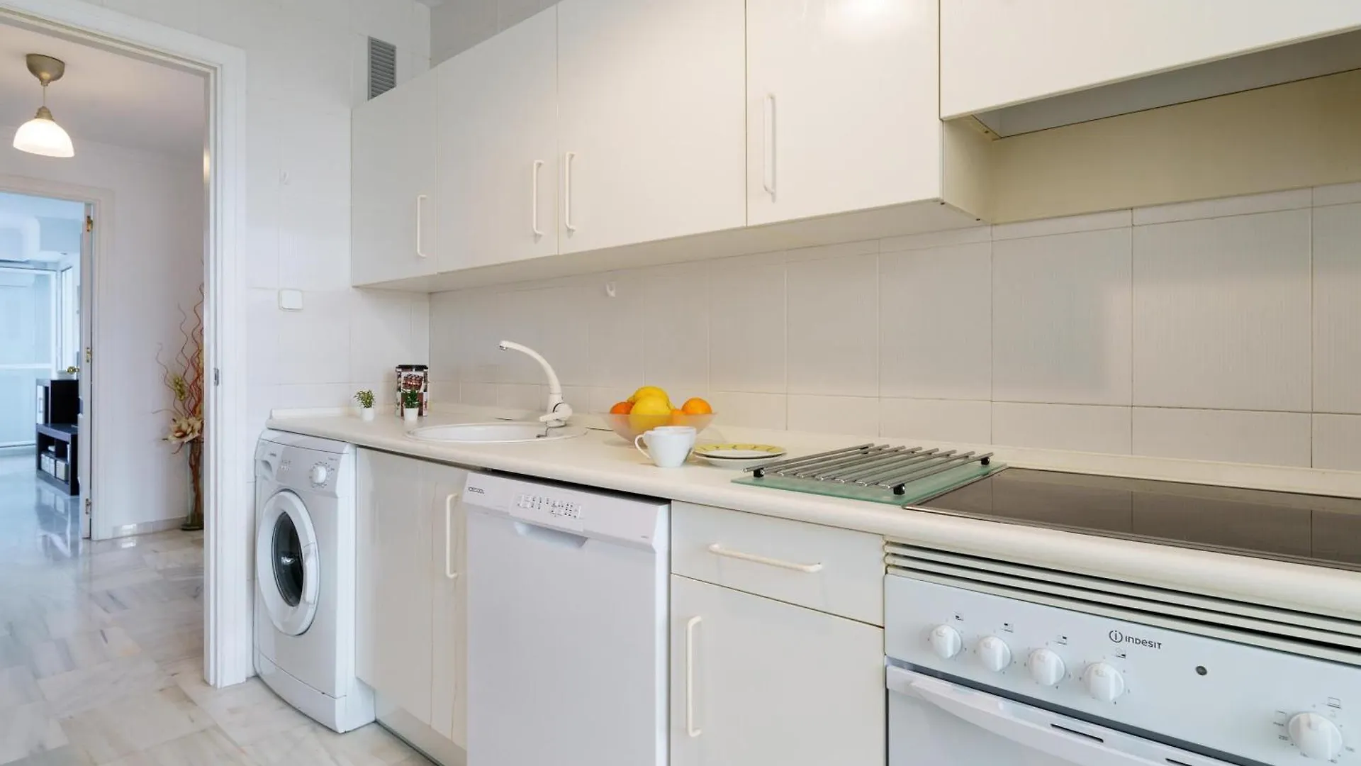 Apartment Hispanidad With Pool - Happy Rentals Fuengirola